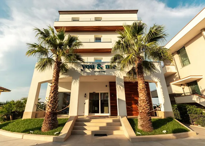 You & Me Beach Hotel - Adults Friendly